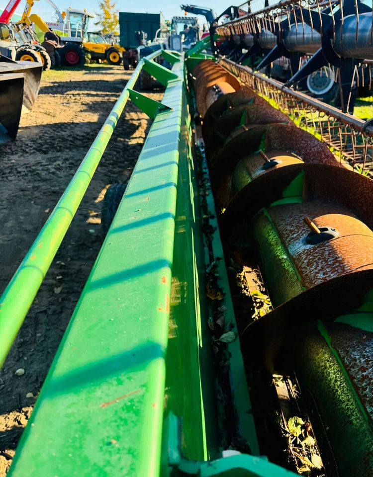 John Deere 630R - Biçerdöver tablası: fotoğraf 5 John Deere 630R - Biçerdöver tablası: fotoğraf 5