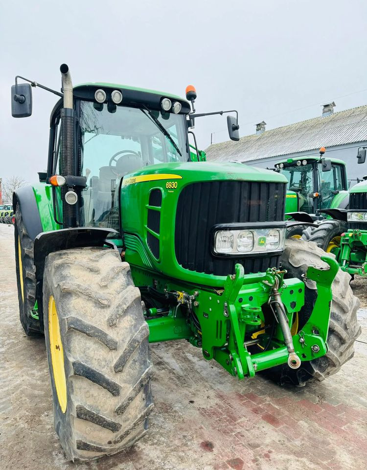 John Deere 6930 - Traktör: fotoğraf 1 John Deere 6930 - Traktör: fotoğraf 1