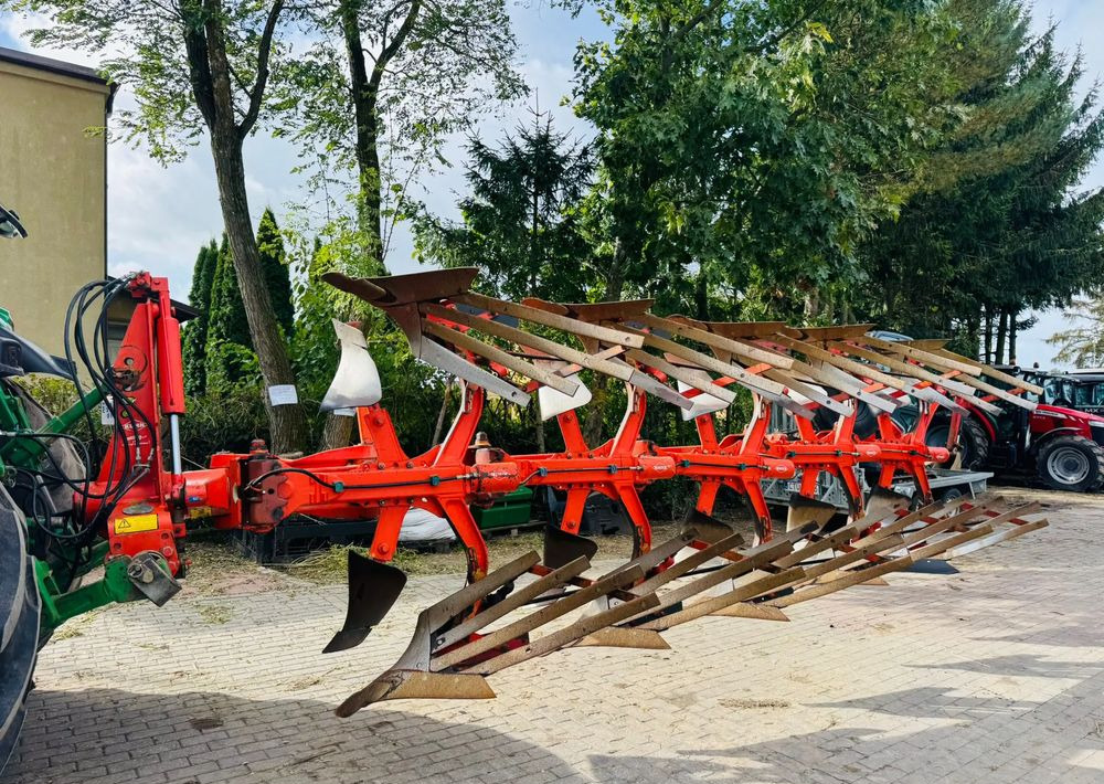 Kuhn Vari Master 151 - Pulluk: fotoğraf 1 Kuhn Vari Master 151 - Pulluk: fotoğraf 1