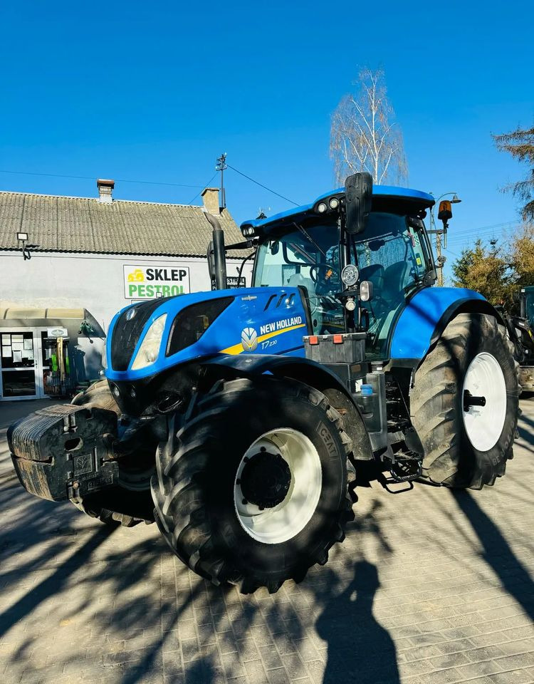 New Holland T7.230 - Traktör: fotoğraf 2 New Holland T7.230 - Traktör: fotoğraf 2