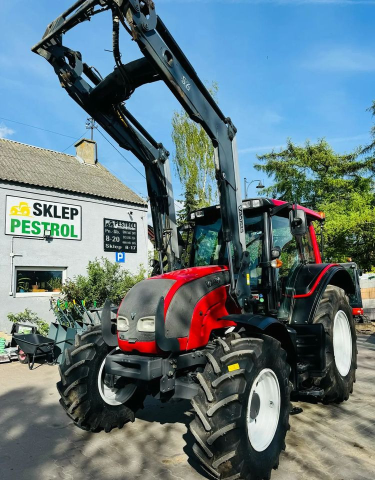 Valtra N101 - Traktör: fotoğraf 1 Valtra N101 - Traktör: fotoğraf 1