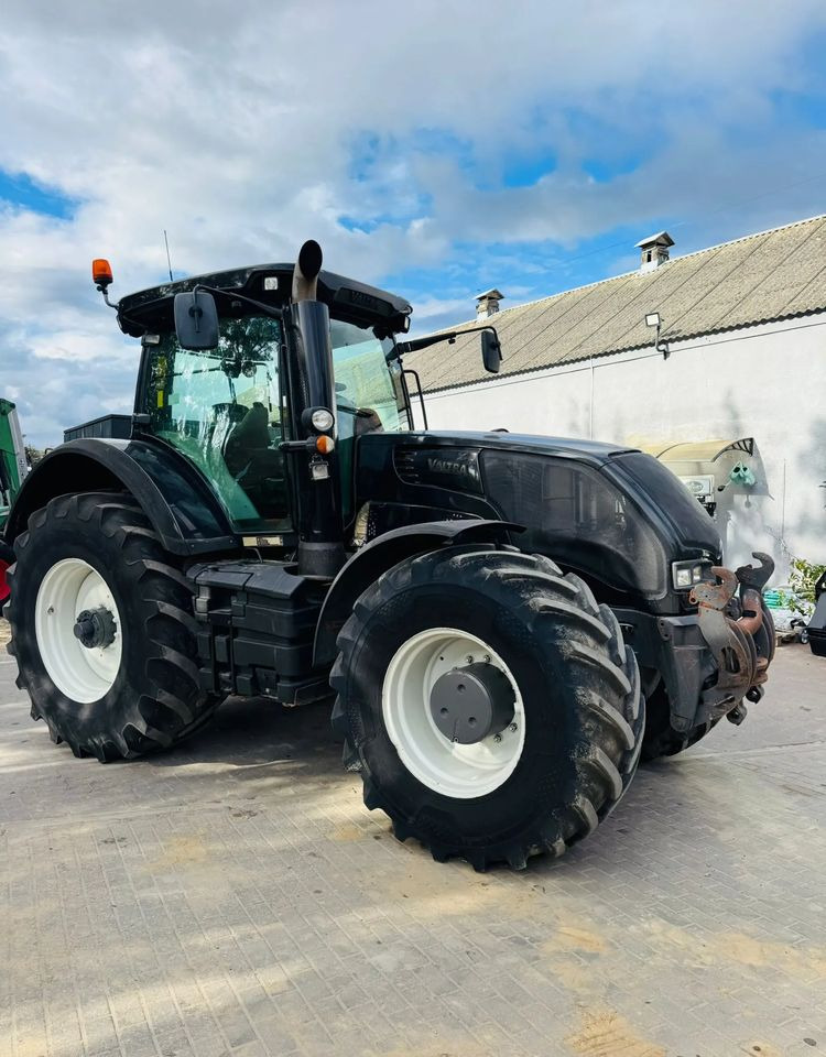 Valtra S233 - Traktör: fotoğraf 4 Valtra S233 - Traktör: fotoğraf 4