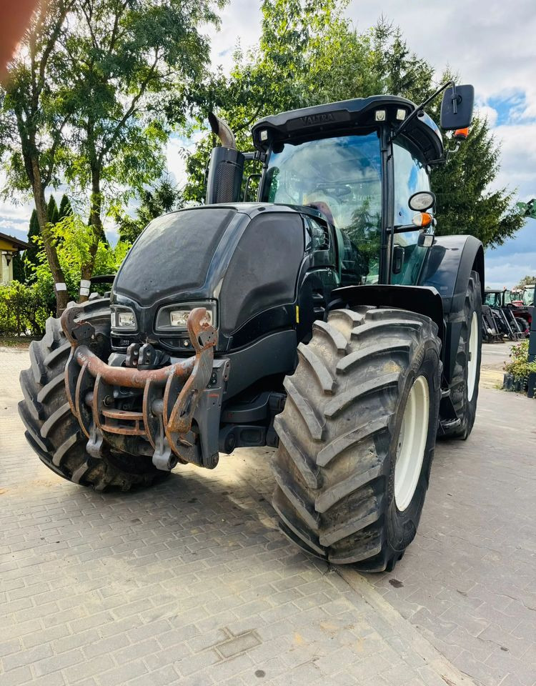 Valtra S233 - Traktör: fotoğraf 5 Valtra S233 - Traktör: fotoğraf 5