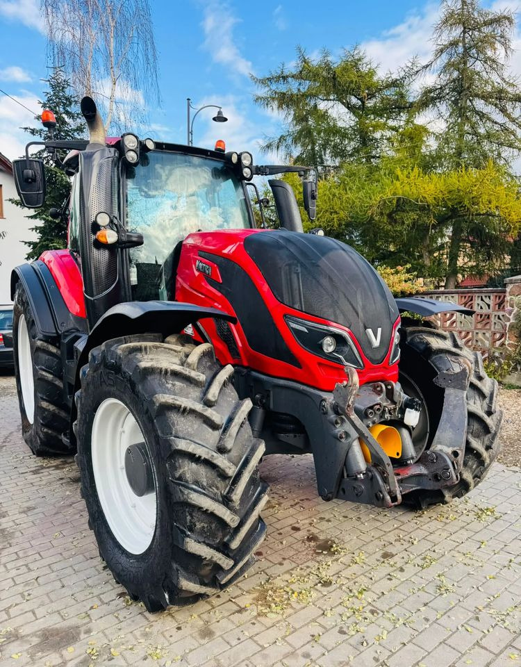 Traktör Valtra T194 Versu Twin Trac: fotoğraf 18 Traktör Valtra T194 Versu Twin Trac: fotoğraf 18