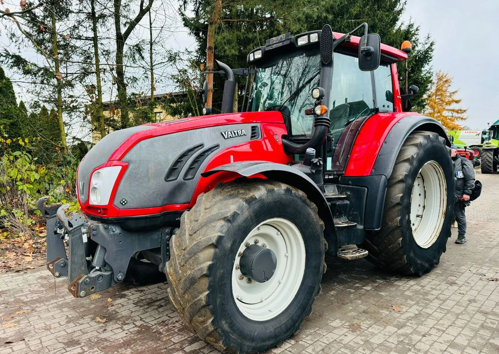 Valtra T213 - Traktör: fotoğraf 3 Valtra T213 - Traktör: fotoğraf 3
