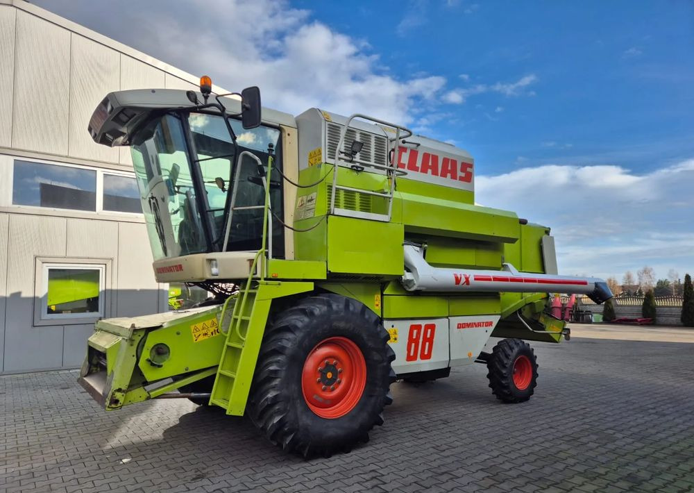 Claas Dominator VX 88 - Biçerdöver: fotoğraf 1 Claas Dominator VX 88 - Biçerdöver: fotoğraf 1