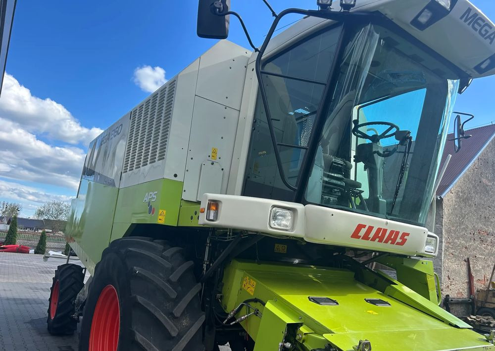 Claas Mega 360 - Biçerdöver: fotoğraf 5 Claas Mega 360 - Biçerdöver: fotoğraf 5