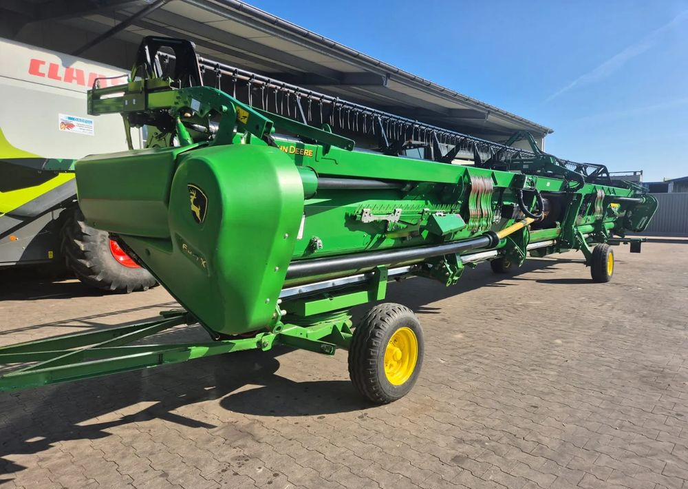 John Deere 640 EX  PF635 - Biçerdöver tablası: fotoğraf 1 John Deere 640 EX  PF635 - Biçerdöver tablası: fotoğraf 1