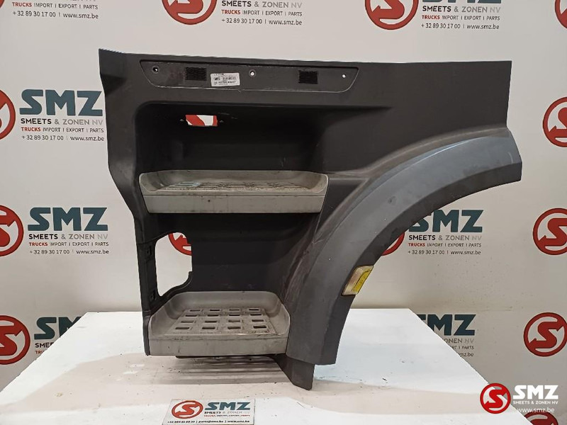 DAF Occ opstapbak links DAF - Kabin ve iç mekan - Kamyon: fotoğraf 1 DAF Occ opstapbak links DAF - Kabin ve iç mekan - Kamyon: fotoğraf 1