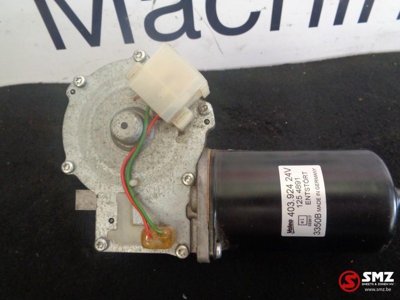 DAF Occ ruitenwissermotor DAF XF CF - Silecek - Kamyon: fotoğraf 4 DAF Occ ruitenwissermotor DAF XF CF - Silecek - Kamyon: fotoğraf 4