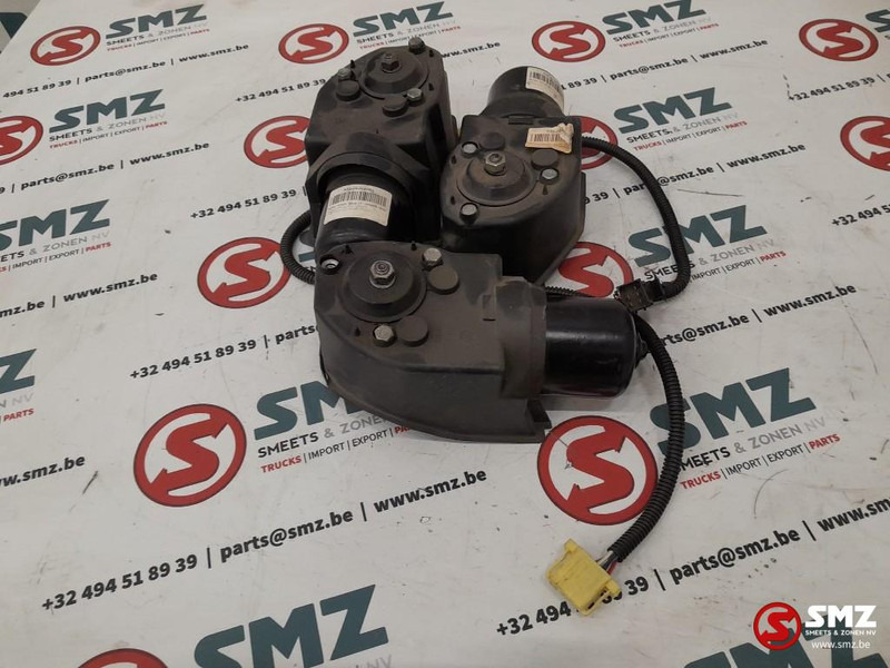 DAF Set van 3 ruitenwissermotors DAF - Silecek - Kamyon: fotoğraf 4 DAF Set van 3 ruitenwissermotors DAF - Silecek - Kamyon: fotoğraf 4
