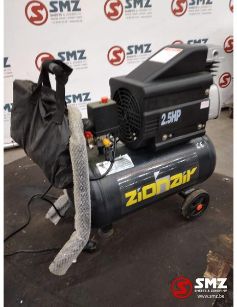 Diversen Occ mobiele compressor 120l/min - Hava kompresörü: fotoğraf 1 Diversen Occ mobiele compressor 120l/min - Hava kompresörü: fotoğraf 1