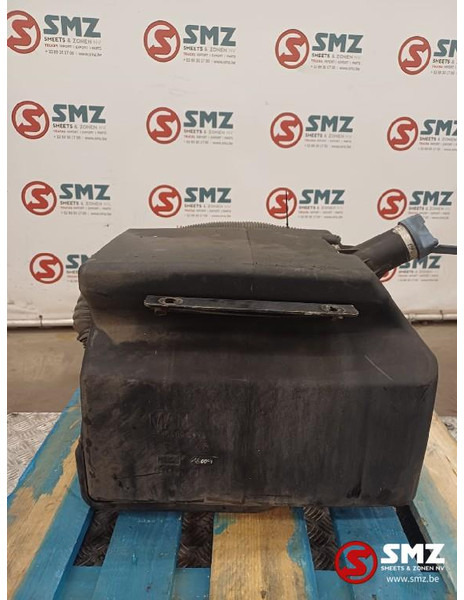 MAN Occ AdBluetank 40L MAN - Yakıt sistemi - Kamyon: fotoğraf 3 MAN Occ AdBluetank 40L MAN - Yakıt sistemi - Kamyon: fotoğraf 3