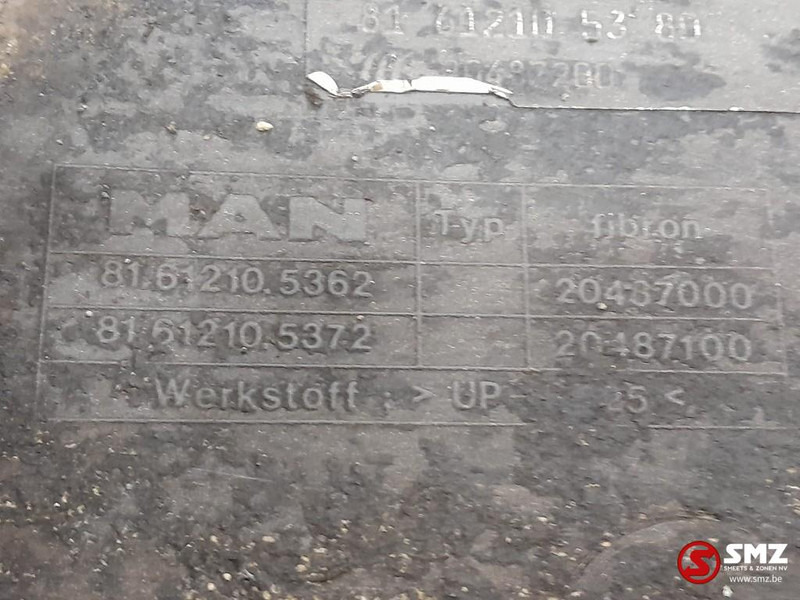 MAN Occ cabinespatbord rechts MAN - Kaporta ve Dış Aksam - Kamyon: fotoğraf 4 MAN Occ cabinespatbord rechts MAN - Kaporta ve Dış Aksam - Kamyon: fotoğraf 4