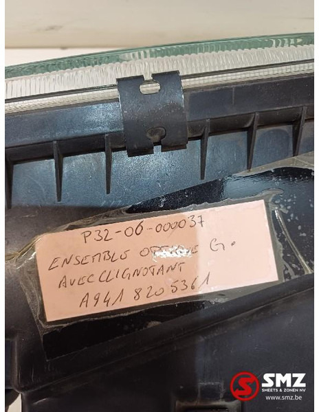 Mercedes-Benz Koplamp links Mercedes - Ön far - Kamyon: fotoğraf 3 Mercedes-Benz Koplamp links Mercedes - Ön far - Kamyon: fotoğraf 3