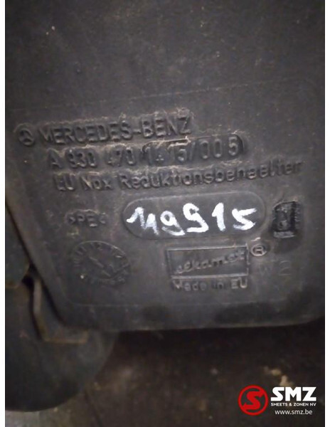 Mercedes-Benz Occ AdBluetank 95L Mercedes - Yakıt sistemi - Kamyon: fotoğraf 4 Mercedes-Benz Occ AdBluetank 95L Mercedes - Yakıt sistemi - Kamyon: fotoğraf 4