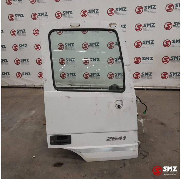 Mercedes-Benz Occ deur rechts Mercedes Actros MP3 - Kapı ve yedek parça - Kamyon: fotoğraf 1 Mercedes-Benz Occ deur rechts Mercedes Actros MP3 - Kapı ve yedek parça - Kamyon: fotoğraf 1