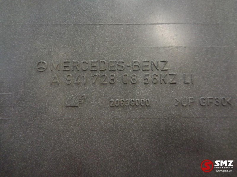 Mercedes-Benz Occ deur verlengstuk links Mercedes Actros - Kabin ve iç mekan - Kamyon: fotoğraf 2 Mercedes-Benz Occ deur verlengstuk links Mercedes Actros - Kabin ve iç mekan - Kamyon: fotoğraf 2