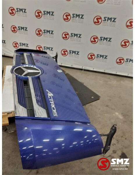 Mercedes-Benz Occ motorkap Mercedes - Kaporta - Kamyon: fotoğraf 2 Mercedes-Benz Occ motorkap Mercedes - Kaporta - Kamyon: fotoğraf 2