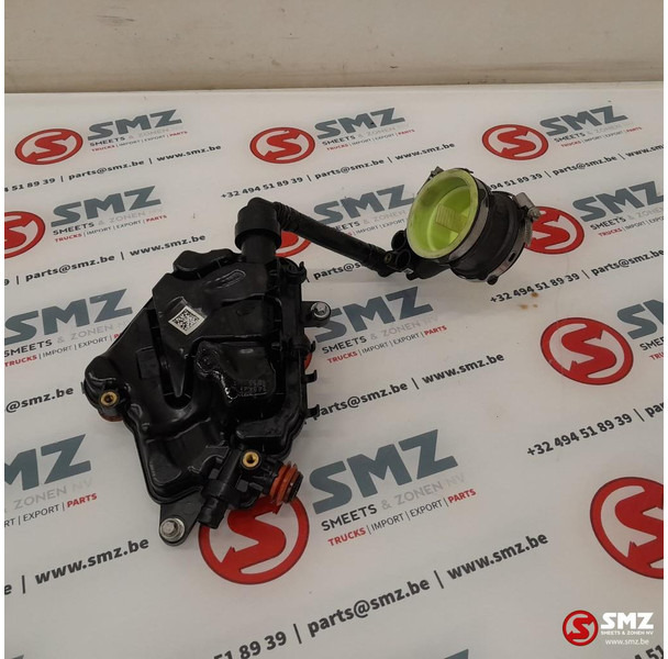 Mercedes-Benz Occ olieafscheider links AMG C63S Mercedes - Motor ve yedek parça - Binek araba: fotoğraf 2 Mercedes-Benz Occ olieafscheider links AMG C63S Mercedes - Motor ve yedek parça - Binek araba: fotoğraf 2