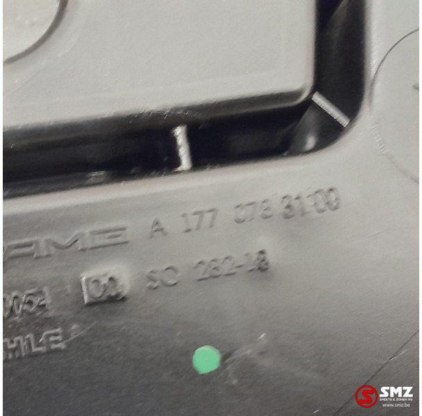 Mercedes-Benz Occ olieafscheider rechts AMG C63S Mercedes - Motor ve yedek parça - Binek araba: fotoğraf 5 Mercedes-Benz Occ olieafscheider rechts AMG C63S Mercedes - Motor ve yedek parça - Binek araba: fotoğraf 5