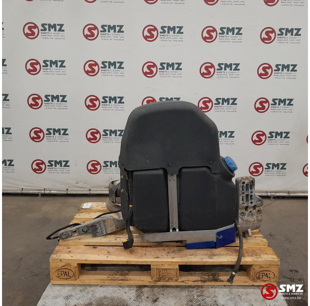 Renault Occ AdBluetank + Adblueniveausensor + AdBluepomp + - Yakıt sistemi - Kamyon: fotoğraf 4 Renault Occ AdBluetank + Adblueniveausensor + AdBluepomp + - Yakıt sistemi - Kamyon: fotoğraf 4