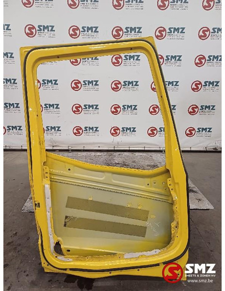 Renault Occ deur links Renault T - Kapı ve yedek parça - Kamyon: fotoğraf 2 Renault Occ deur links Renault T - Kapı ve yedek parça - Kamyon: fotoğraf 2