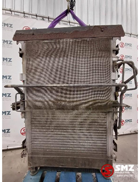 Renault Occ radiator Renault - Radyatör - Kamyon: fotoğraf 2 Renault Occ radiator Renault - Radyatör - Kamyon: fotoğraf 2