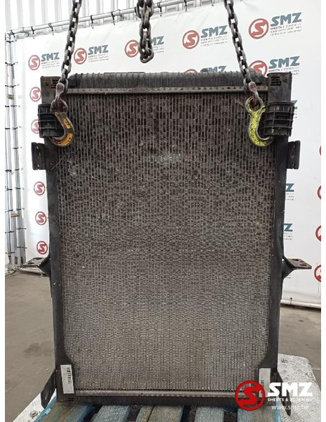 Renault Occ radiator Renault - Radyatör - Kamyon: fotoğraf 2 Renault Occ radiator Renault - Radyatör - Kamyon: fotoğraf 2
