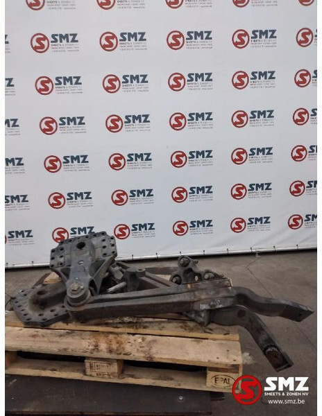 Renault Occ set veersteunen + armen Renault T 21682249 216 - Direksiyon yönetimi - Kamyon: fotoğraf 2 Renault Occ set veersteunen + armen Renault T 21682249 216 - Direksiyon yönetimi - Kamyon: fotoğraf 2