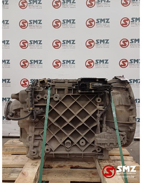 Renault Occ versnellingsbak AT2412E Renault - Vites kutusu - Kamyon: fotoğraf 1 Renault Occ versnellingsbak AT2412E Renault - Vites kutusu - Kamyon: fotoğraf 1