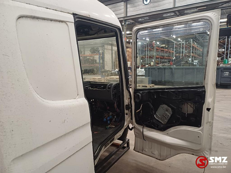 Scania Occ Cabine compleet Scania - Kabin ve iç mekan - Kamyon: fotoğraf 4 Scania Occ Cabine compleet Scania - Kabin ve iç mekan - Kamyon: fotoğraf 4
