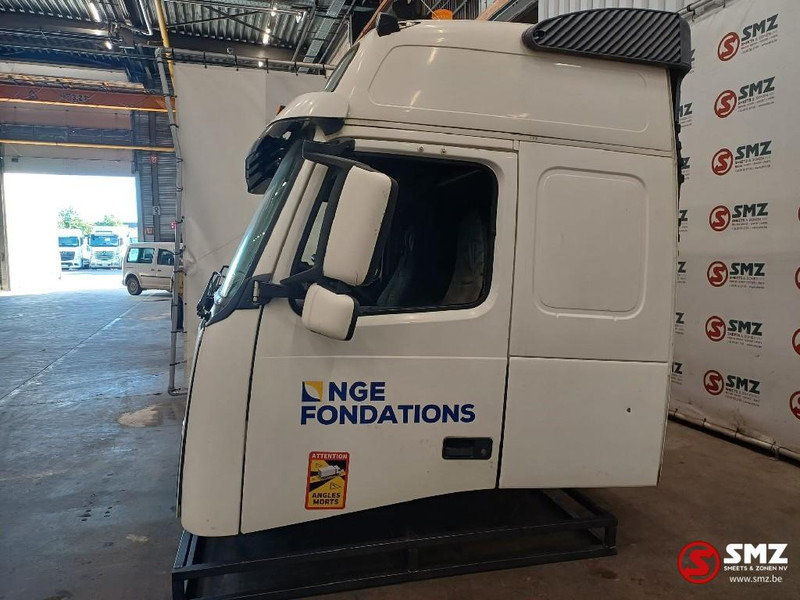 Volvo Occ Cabine Volvo FH2 Globetrotter L2H2 - Kabin ve iç mekan - Kamyon: fotoğraf 5 Volvo Occ Cabine Volvo FH2 Globetrotter L2H2 - Kabin ve iç mekan - Kamyon: fotoğraf 5