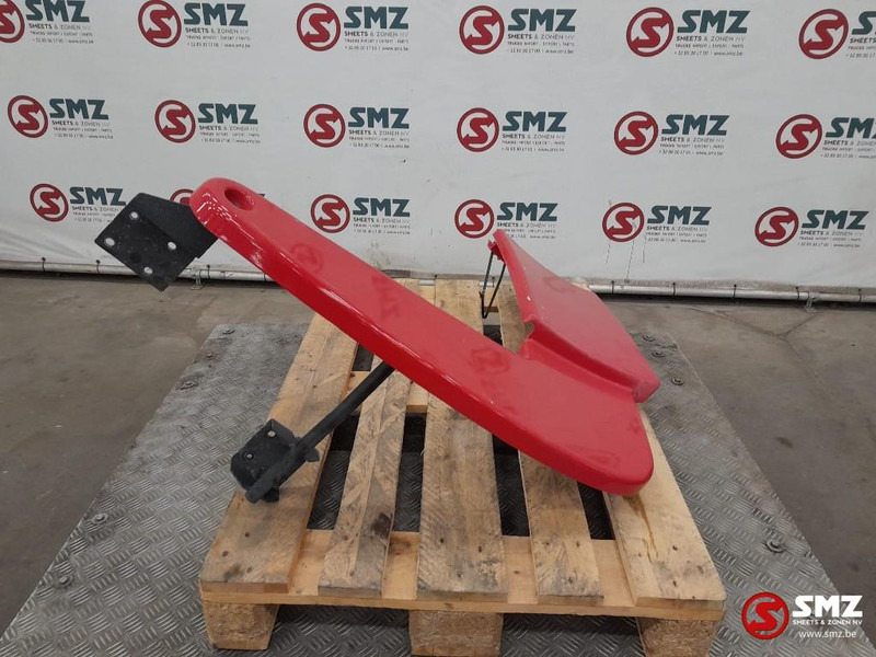 Volvo Occ cabinespoiler rechtsboven Volvo - Aerodinamik/ Spoylerler - Kamyon: fotoğraf 2 Volvo Occ cabinespoiler rechtsboven Volvo - Aerodinamik/ Spoylerler - Kamyon: fotoğraf 2