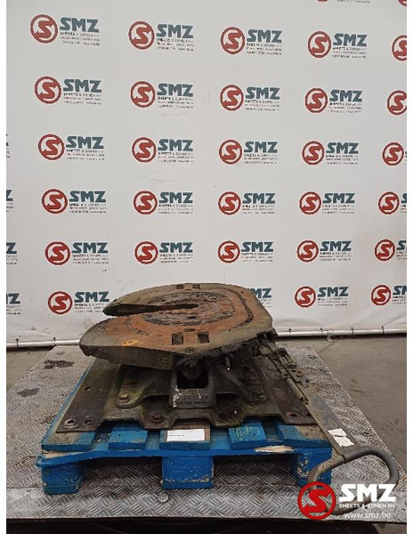 Jost Occ koppelschotel met montageplaat JSK40 JOST - Beşinci teker - Kamyon: fotoğraf 3 Jost Occ koppelschotel met montageplaat JSK40 JOST - Beşinci teker - Kamyon: fotoğraf 3