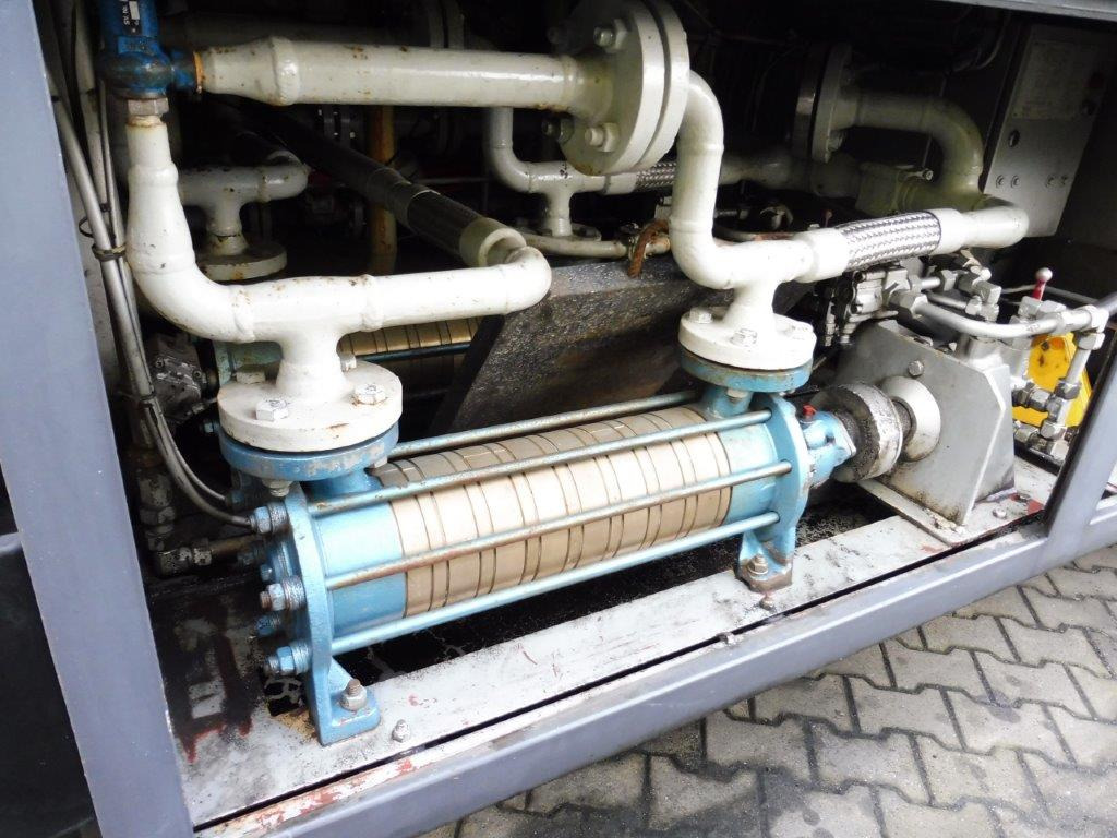 BURG Gas tank semi-trailer used for CO2 Carbon dioxide - Tanker dorse: fotoğraf 5 BURG Gas tank semi-trailer used for CO2 Carbon dioxide - Tanker dorse: fotoğraf 5