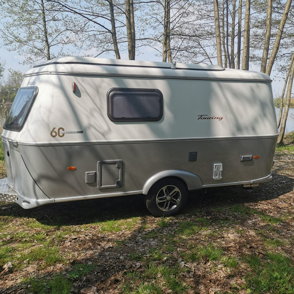 Eriba Triton 430 60 Jahre Edition 2022 - Çekme karavan: fotoğraf 4 Eriba Triton 430 60 Jahre Edition 2022 - Çekme karavan: fotoğraf 4