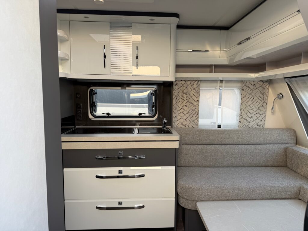 HOBBY EXCELLENT 495 WFB 2025 - Çekme karavan: fotoğraf 5 HOBBY EXCELLENT 495 WFB 2025 - Çekme karavan: fotoğraf 5