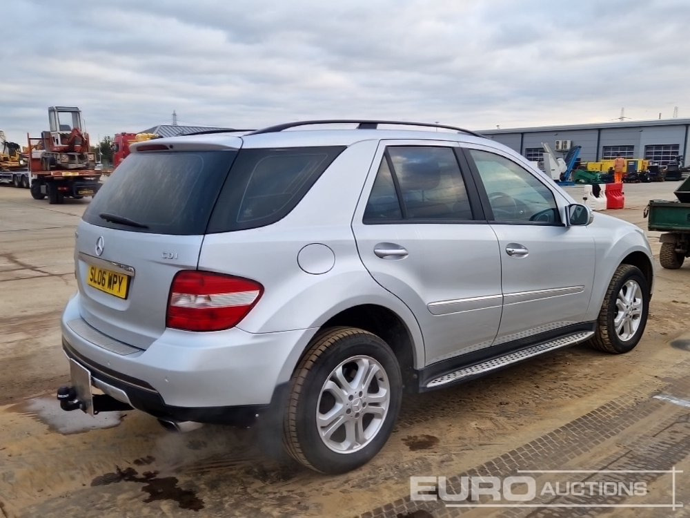 2006 Mercedes ML320 CDI - SUV: fotoğraf 5 2006 Mercedes ML320 CDI - SUV: fotoğraf 5