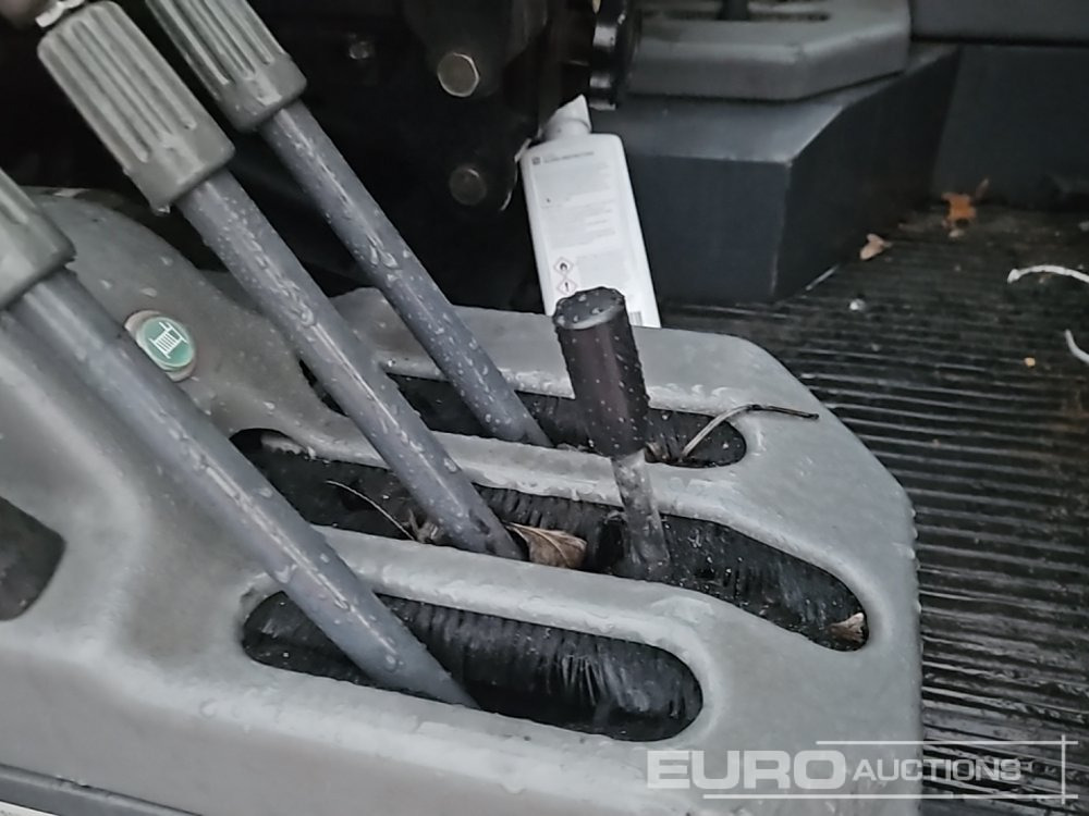 Mobil vinç 2010 Kato KRM-13H: fotoğraf 34 Mobil vinç 2010 Kato KRM-13H: fotoğraf 34