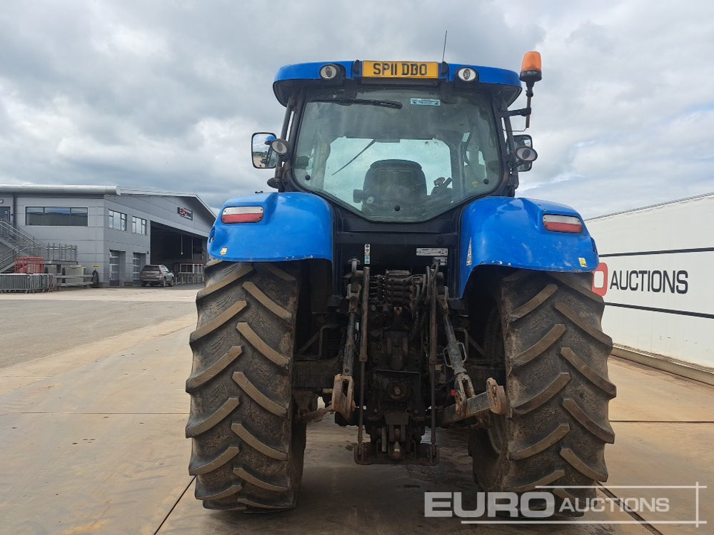 2011 New Holland T6070 - Traktör: fotoğraf 4 2011 New Holland T6070 - Traktör: fotoğraf 4