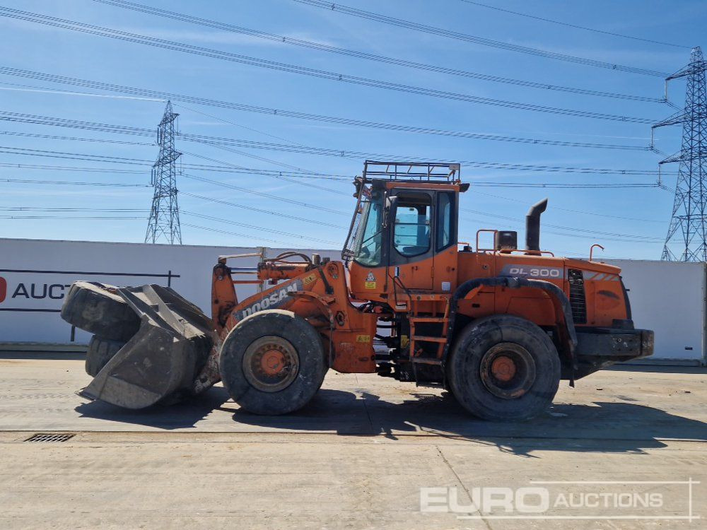 2012 Doosan DL 300 - Tekerlekli yükleyici: fotoğraf 2 2012 Doosan DL 300 - Tekerlekli yükleyici: fotoğraf 2