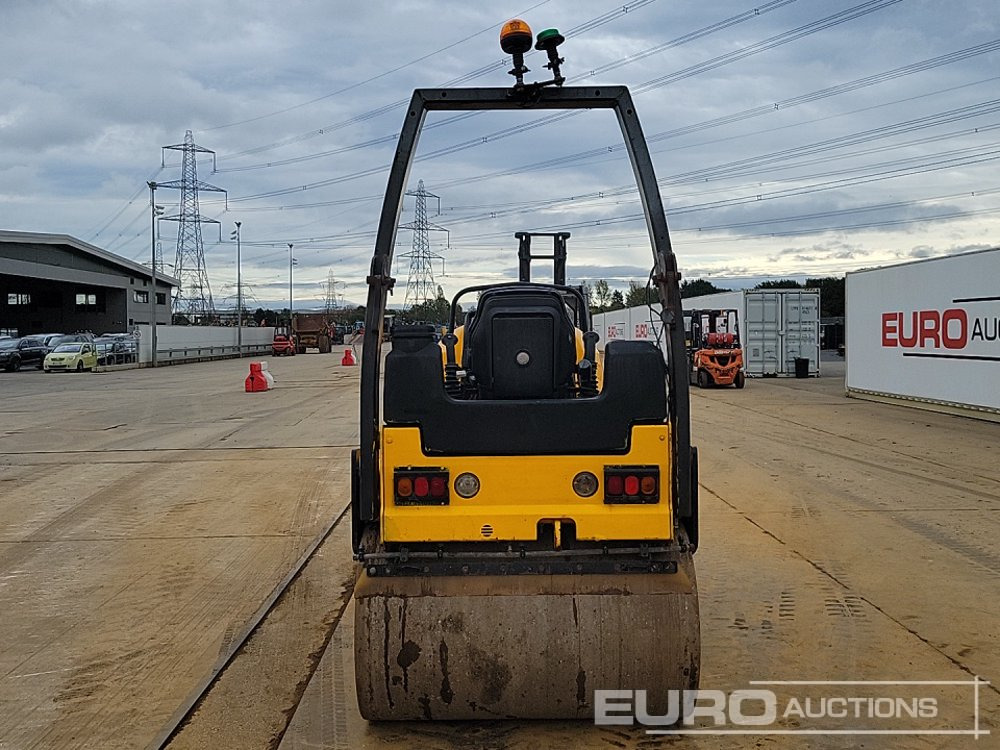 2014 JCB VMT380 - Silindir makinesi: fotoğraf 5 2014 JCB VMT380 - Silindir makinesi: fotoğraf 5