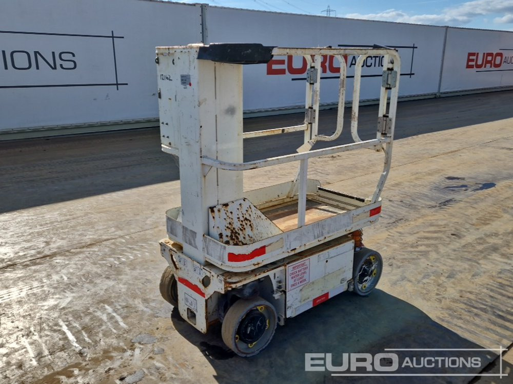 2014 JLG 1230ES - Araçüstü platform: fotoğraf 1 2014 JLG 1230ES - Araçüstü platform: fotoğraf 1