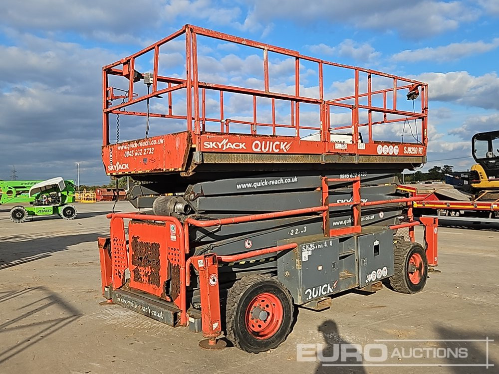 2014 SkyJack SJ9250 - Araçüstü platform: fotoğraf 1 2014 SkyJack SJ9250 - Araçüstü platform: fotoğraf 1