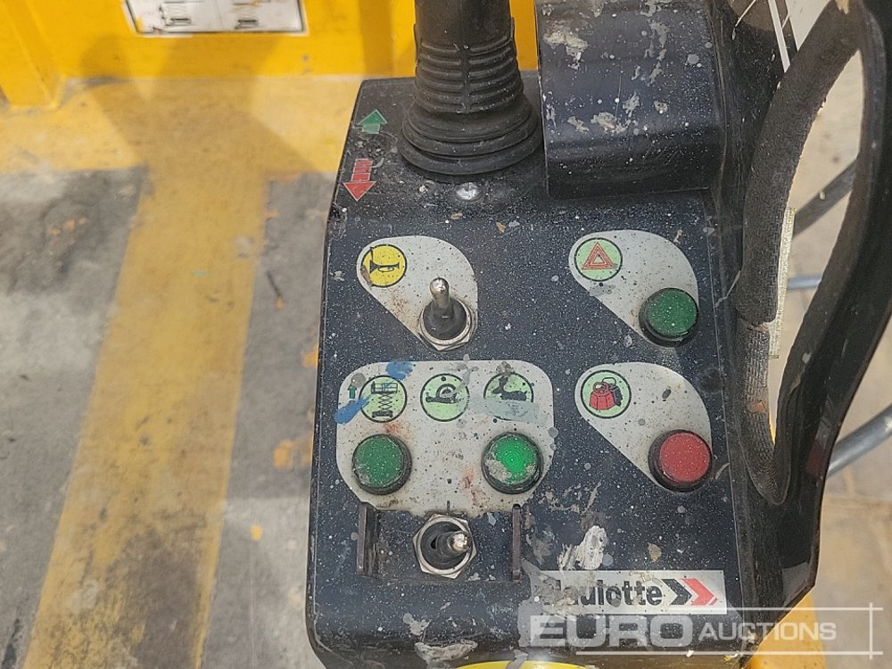 Araçüstü platform 2015 Haulotte Compact 10N: fotoğraf 23