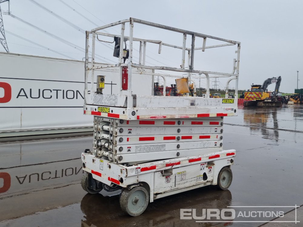 2015 Haulotte Compact 14 - Araçüstü platform: fotoğraf 1 2015 Haulotte Compact 14 - Araçüstü platform: fotoğraf 1