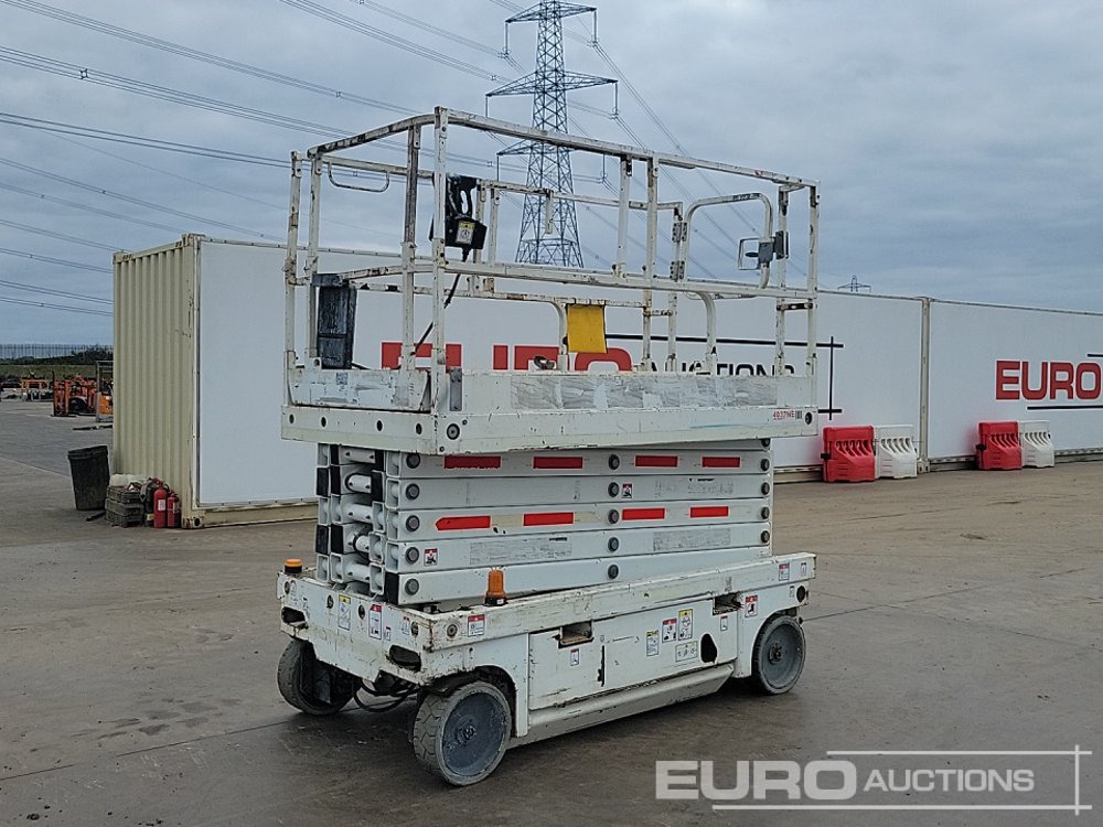 2015 Haulotte Compact 14 - Araçüstü platform: fotoğraf 1 2015 Haulotte Compact 14 - Araçüstü platform: fotoğraf 1
