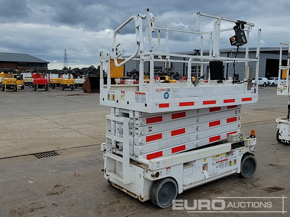 2015 Haulotte Compact 14 - Araçüstü platform: fotoğraf 5 2015 Haulotte Compact 14 - Araçüstü platform: fotoğraf 5