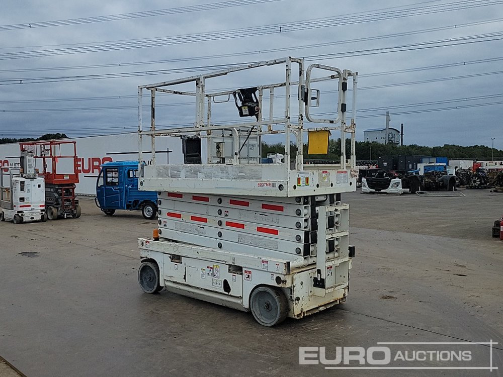 2015 Haulotte Compact 14 - Araçüstü platform: fotoğraf 3 2015 Haulotte Compact 14 - Araçüstü platform: fotoğraf 3